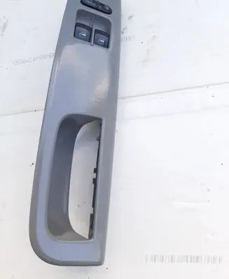 Volkswagen Golf IV Front door window switch trim 7M5959857C 03755420