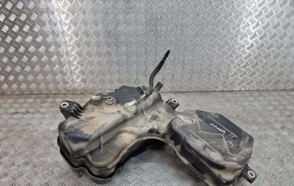 KIA Sorento AdBlue liquid reservoir 31550s1900
