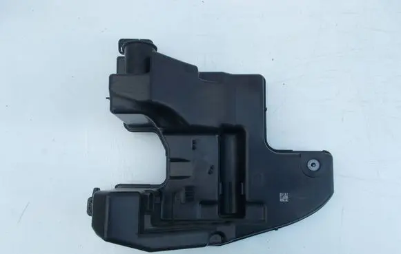 Porsche Macan (95C) Windshield washer fluid reservoir/tank 95C955453F 95C955448F