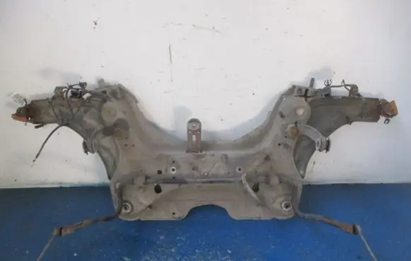 Renault Laguna II Front subframe