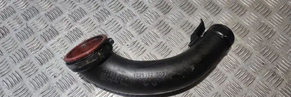 Volvo XC60 Engine coolant pipe/hose 30774692