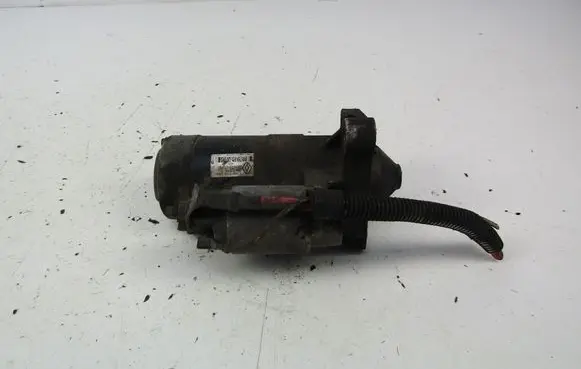 Renault Scenic I Starter motor 7700116282