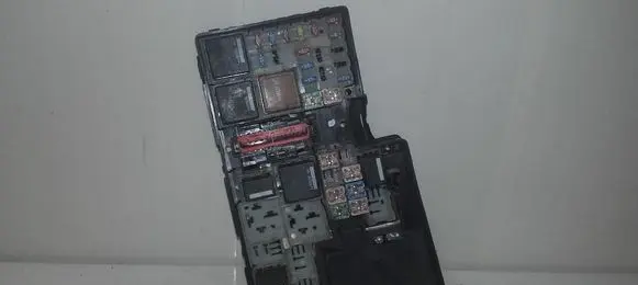 Volvo C30 Fuse box set 8688040