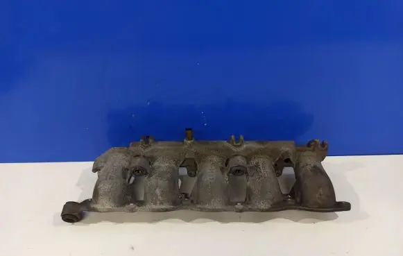 Volvo S80 Exhaust manifold 31338645 30731252