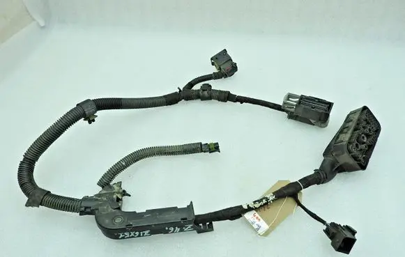 Opel Zafira B Engine control unit/module 55563002