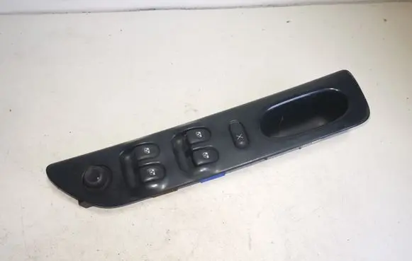 Renault Laguna I Electric window control switch 7701699599 7700421406 7700417090