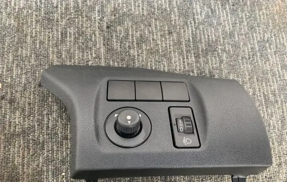 Peugeot Partner Wing mirror switch