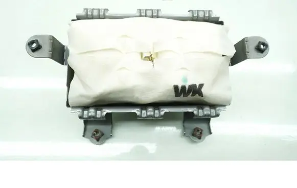 Suzuki Swift II Passenger airbag 7392068L00