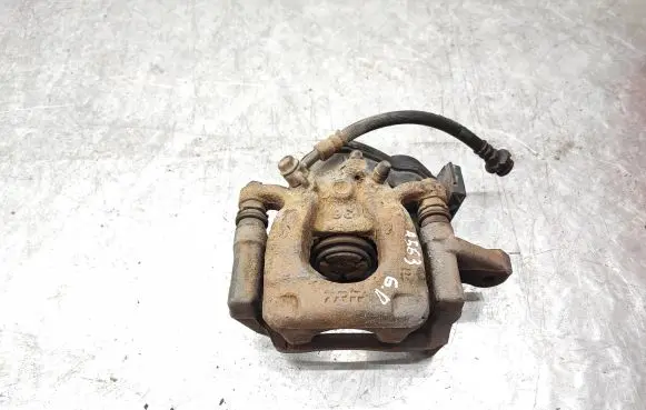 Nissan Qashqai Rear brake caliper