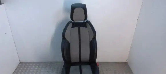 Peugeot 508 II Front passenger seat 