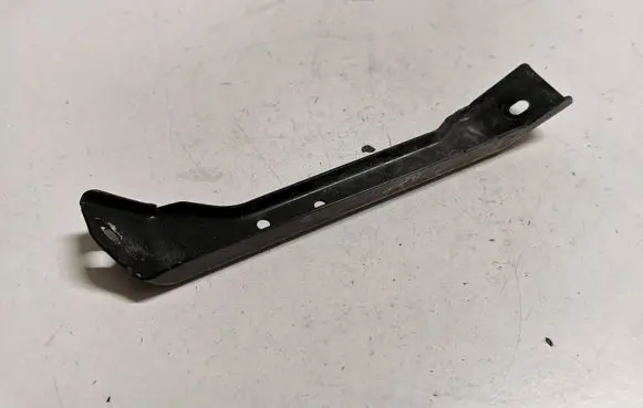 Audi A6 S6 C6 4F Radiator support slam panel bracket 4F0809891