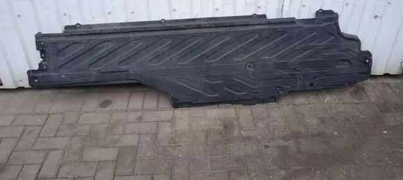 Mercedes-Benz C W205 Center/middle under tray cover A2056841900