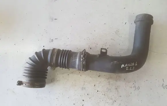 Mazda 6 Air intake hose/pipe R2AA13231