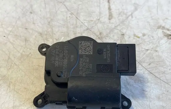 Volkswagen T-Roc Air flap motor/actuator 2Q0907511G