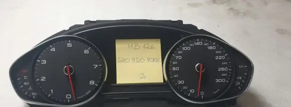 Audi A8 S8 D4 4H Speedometer (instrument cluster) 4H0920800E