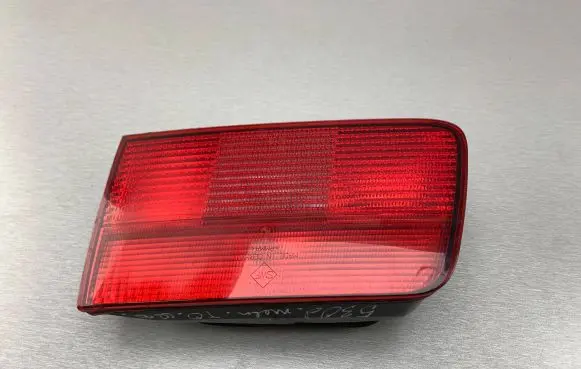 BMW 5 E39 Tailgate rear/tail lights 8361674
