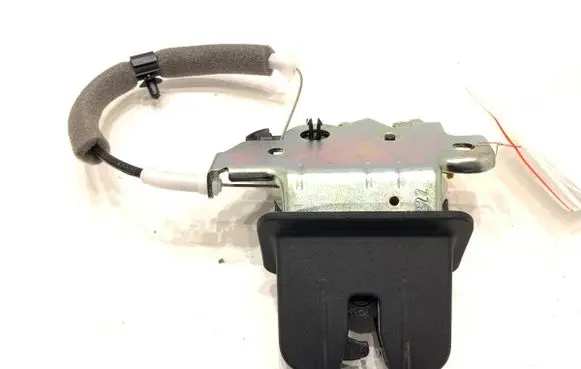 Audi A7 S7 4K8 Tailgate exterior lock 4M0827506E
