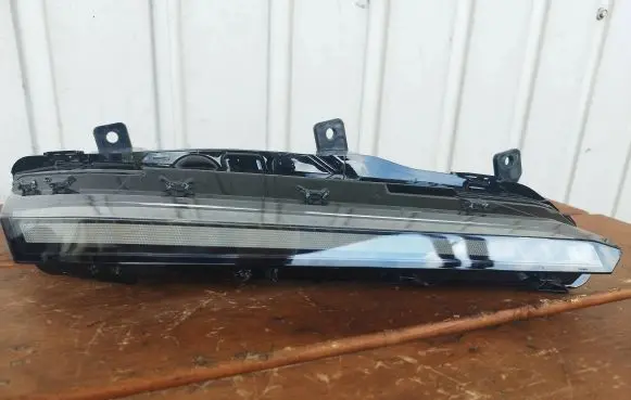 Peugeot 308 Front fog light 9835230980