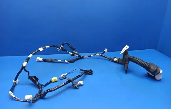 Toyota C-HR I Front door wiring loom 82152F4400
