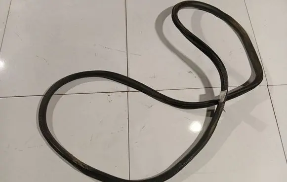 Opel Insignia A Rubber seal front coupe door