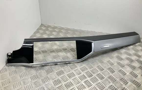 Audi Q3 F3 Panel trim 83B857186