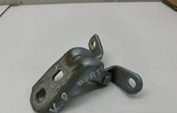 Opel Astra K Front door lower hinge 