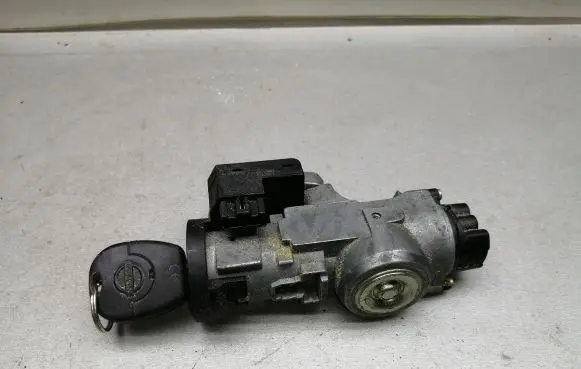 Nissan Primera Ignition lock 28590C9965
