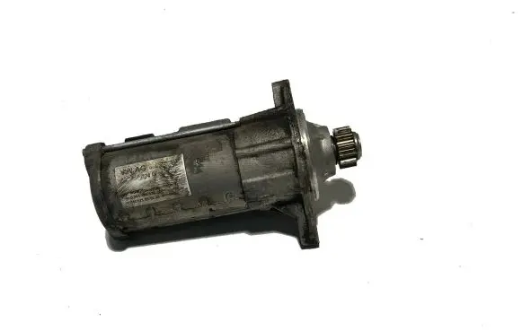 Volkswagen Golf VII Starter motor 02E911024B 18989 02E911024D