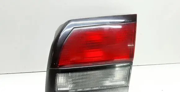 Mazda 626 Tailgate rear/tail lights 13261825