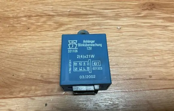 Toyota Avensis T250 Other relay 321106 0021323
