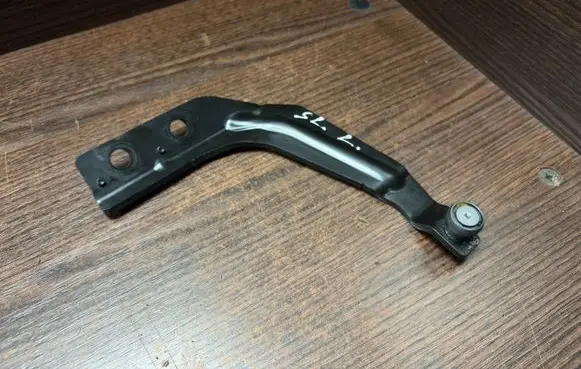 Toyota Proace Sliding door upper roller guide/hinge 9823714580