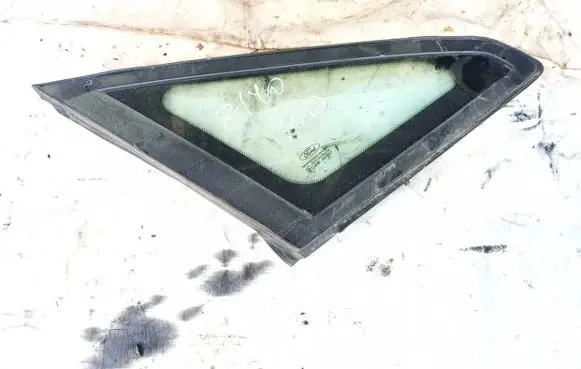 Ford Focus C-MAX Front triangle window/glass 