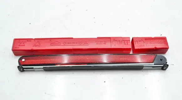 Audi A3 S3 8P Emergency warning sign 7L0860251