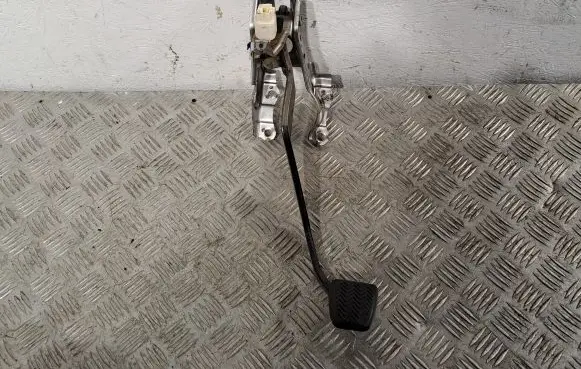 Toyota Auris 150 Brake pedal 5510612690 4710112650