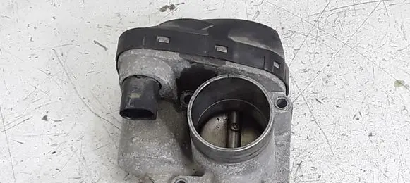 Skoda Fabia Mk1 (6Y) Throttle valve 047133062