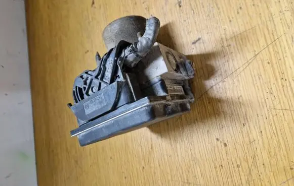 Opel Vivaro ABS Pump 0265230475