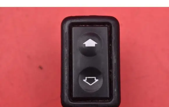 BMW 3 E30 Electric window control switch 8365300