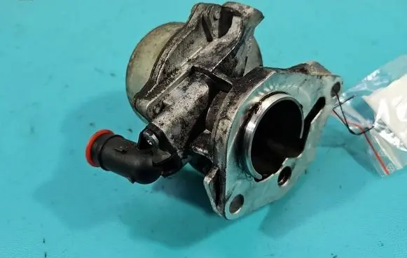 Renault Express Vacuum pump 146502327R IMPRK1560426