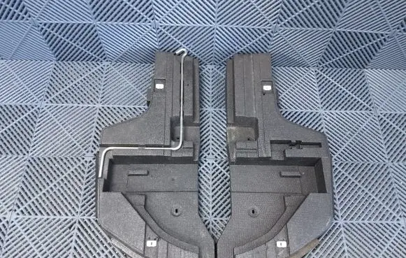 Subaru Levorg Trunk/boot floor carpet liner 95086VA000 95086VA010