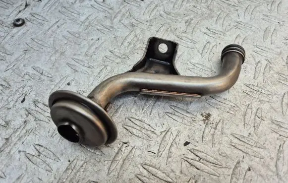 Opel Astra H Oil sump strainer pipe 