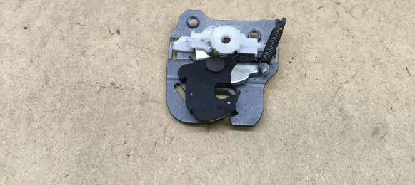 BMW 3 E90 E91 Seat back rest lock catch 7142261