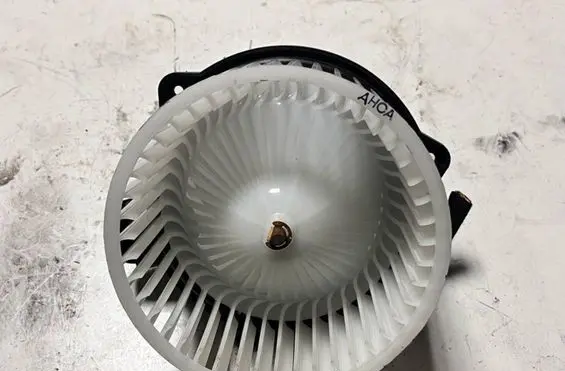 Hyundai Sonata Heater fan/blower F00S330024