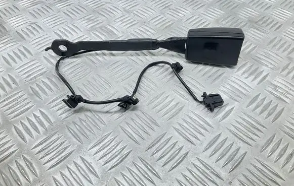 Audi Q3 8U Front seatbelt buckle 8R0857755L