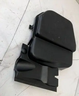 BMW 3 E90 E91 Engine cover (trim) 15677210 6925017