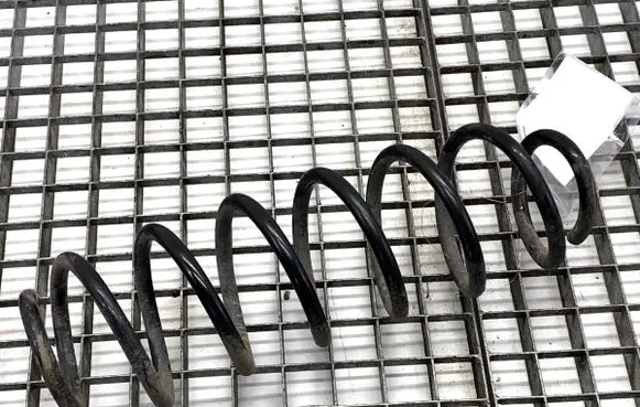 Toyota Yaris Cross Rear coil spring 