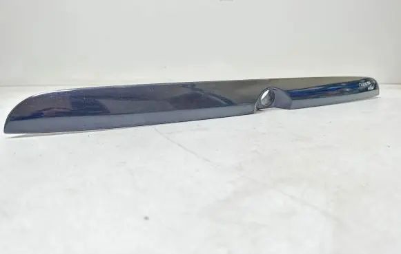 Mitsubishi Carisma Trunk door license plate light bar XR361227B
