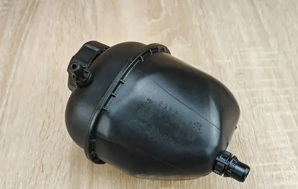 BMW X4 G02 Coolant expansion tank/reservoir 8610661