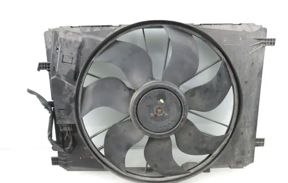 Mercedes-Benz C AMG W204 Fan set A2045000193 0130307015