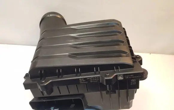Skoda Octavia Mk3 (5E) Air filter box 5QA129601AD