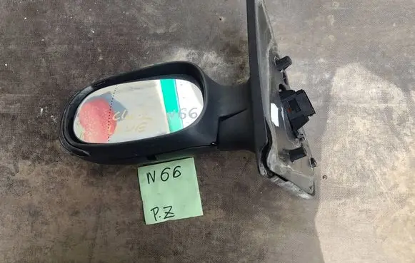Renault Clio II Front door electric wing mirror 2942877